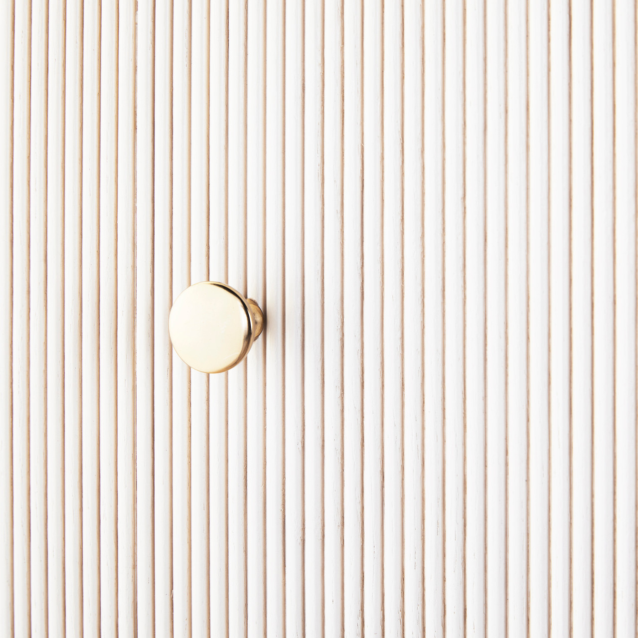 Viola Wide Dresser~011437229