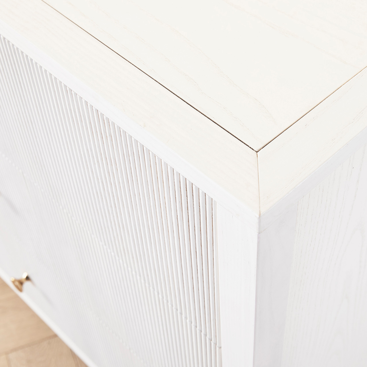 Viola Wide Dresser~011437229